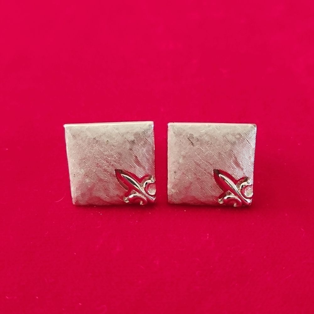 Vintage Signed Swank Fleur-de-lis Sterling Silver Plated Cufflinks